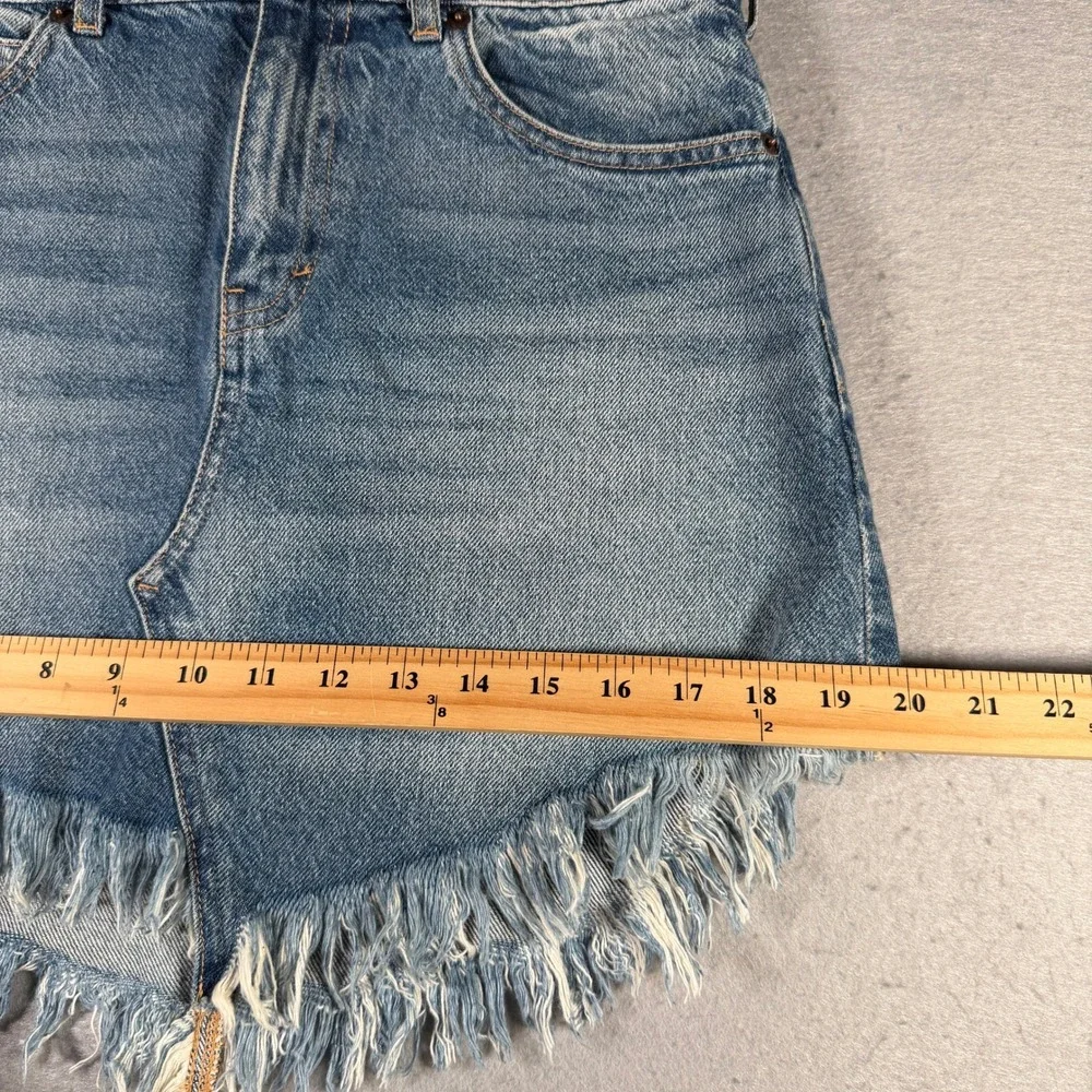 We The Free People Denim Mini Skirt Medium Wash Raw Frayed Tulip‎ Hem Size 26